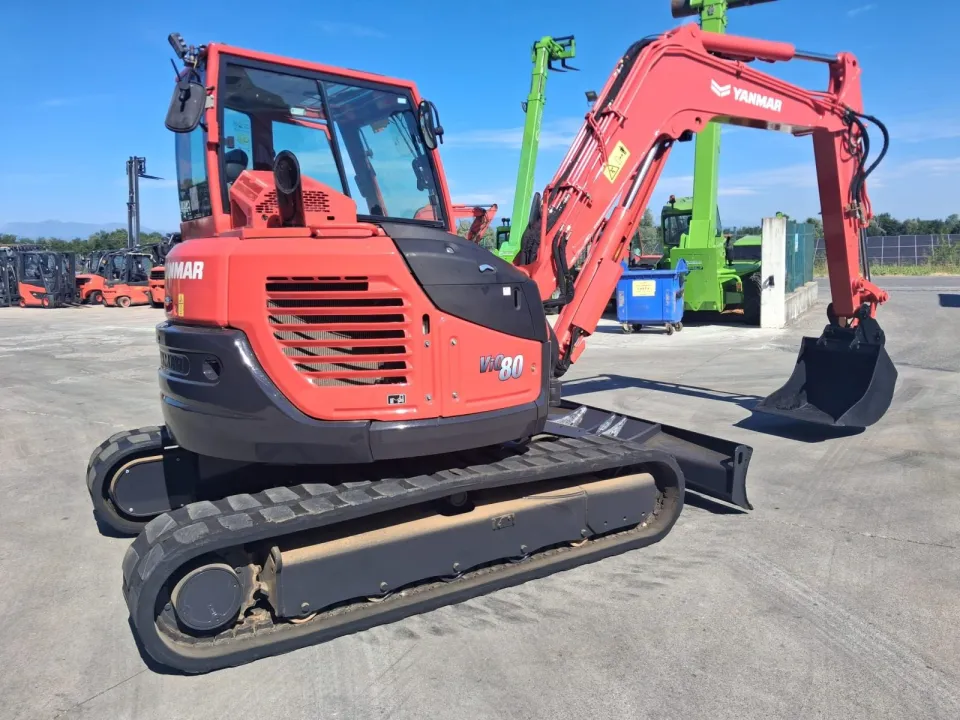 Escavatore Yanmar VIO-80-1A, foto 4