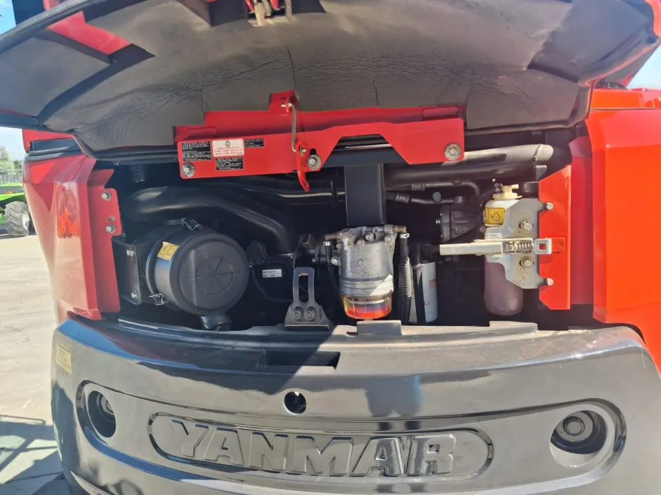 Escavatore Yanmar VIO-80-1A, foto 6