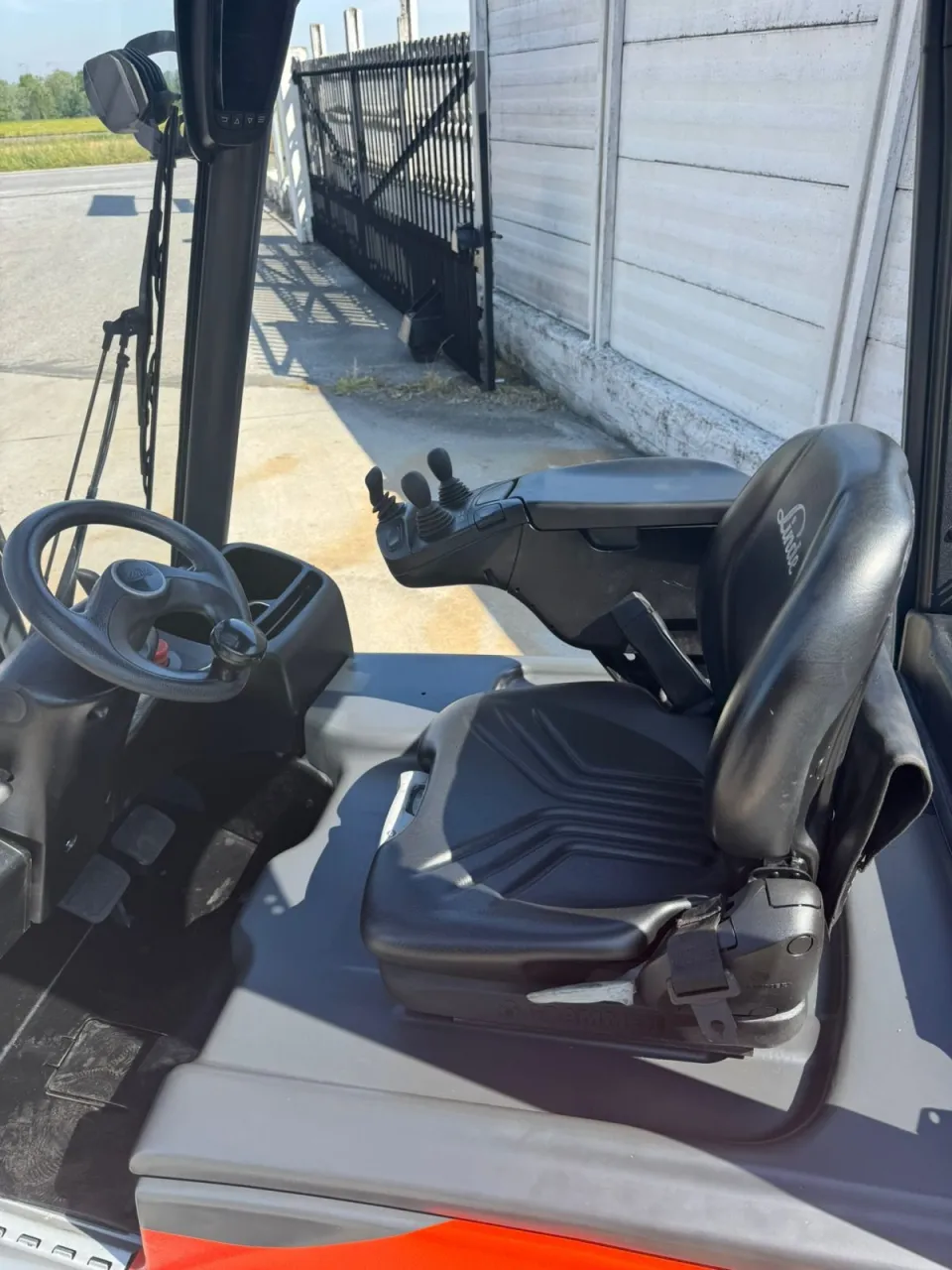 Carrello elevatore elettrico Linde E16, foto 5