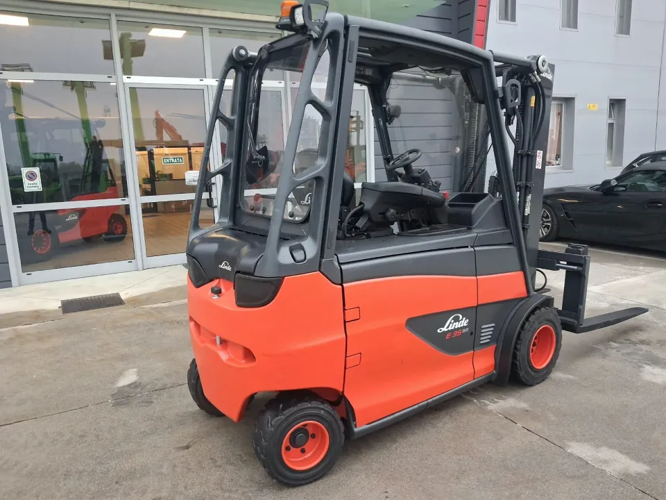 Carrello elevatore elettrico Linde E35, foto 3