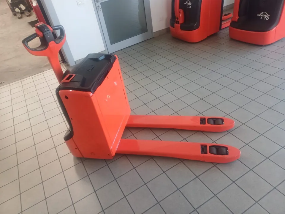 Carrello elevatore elettrico Linde T16, foto 2