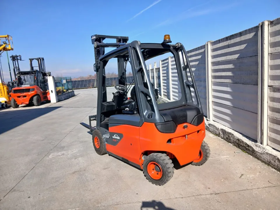 Carrello elevatore elettrico Linde E25, foto 5