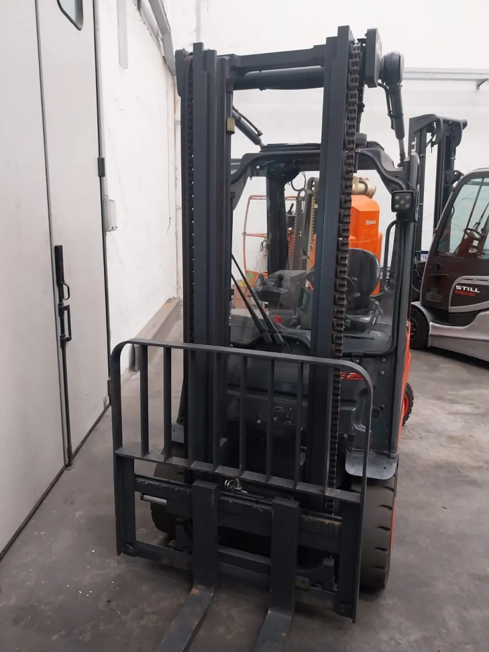 Carrello elevatore elettrico Linde E25, foto 4