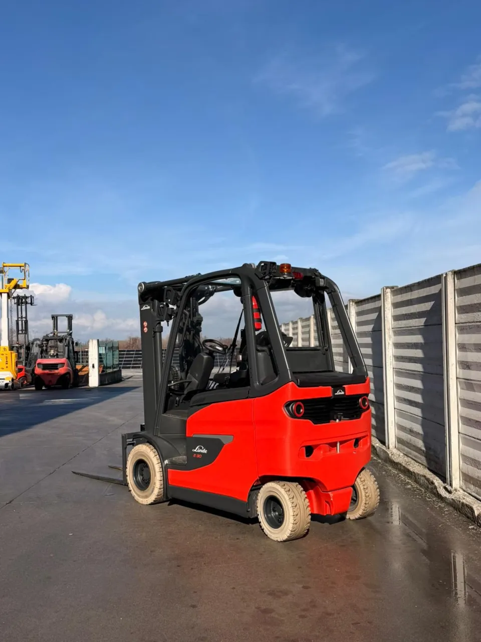 Carrello elevatore elettrico Linde E30 H-01-600, foto 2
