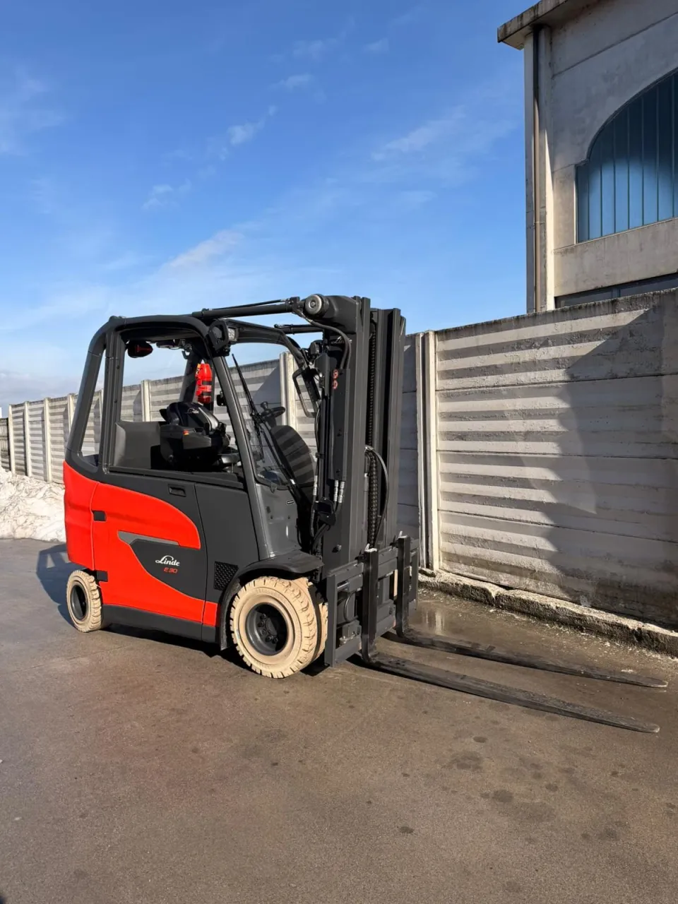 Carrello elevatore elettrico Linde E30 H-01-600, foto 3