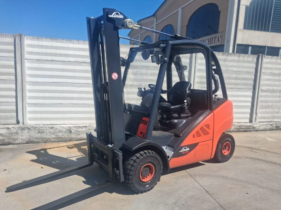 Carrello elevatore diesel Linde H25