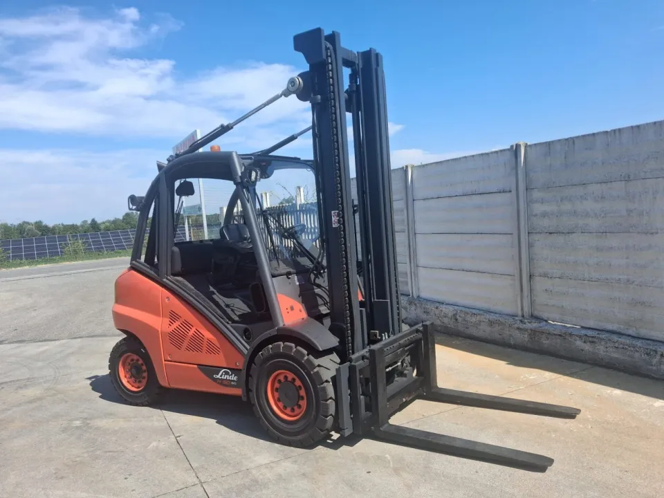 Carrello elevatore diesel Linde H50D-02, foto 2